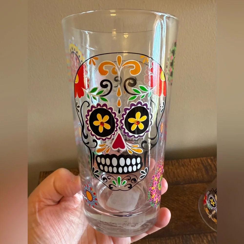 RARE NWT Pier One Sugar Skull Dias de Los Muertos/ Day of the Dead Glasses